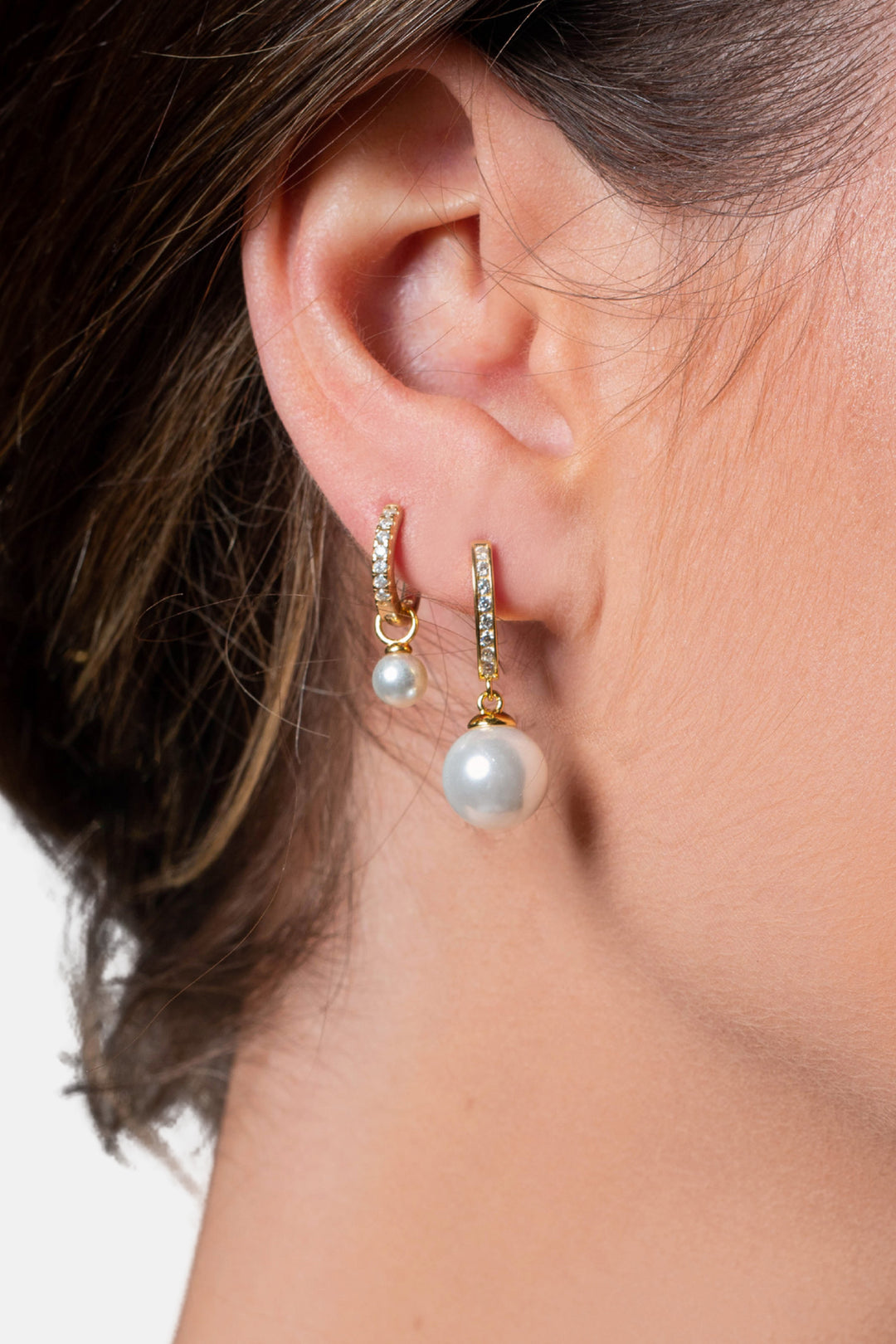 RED CARPET BABY PEARL HOOP GOLD