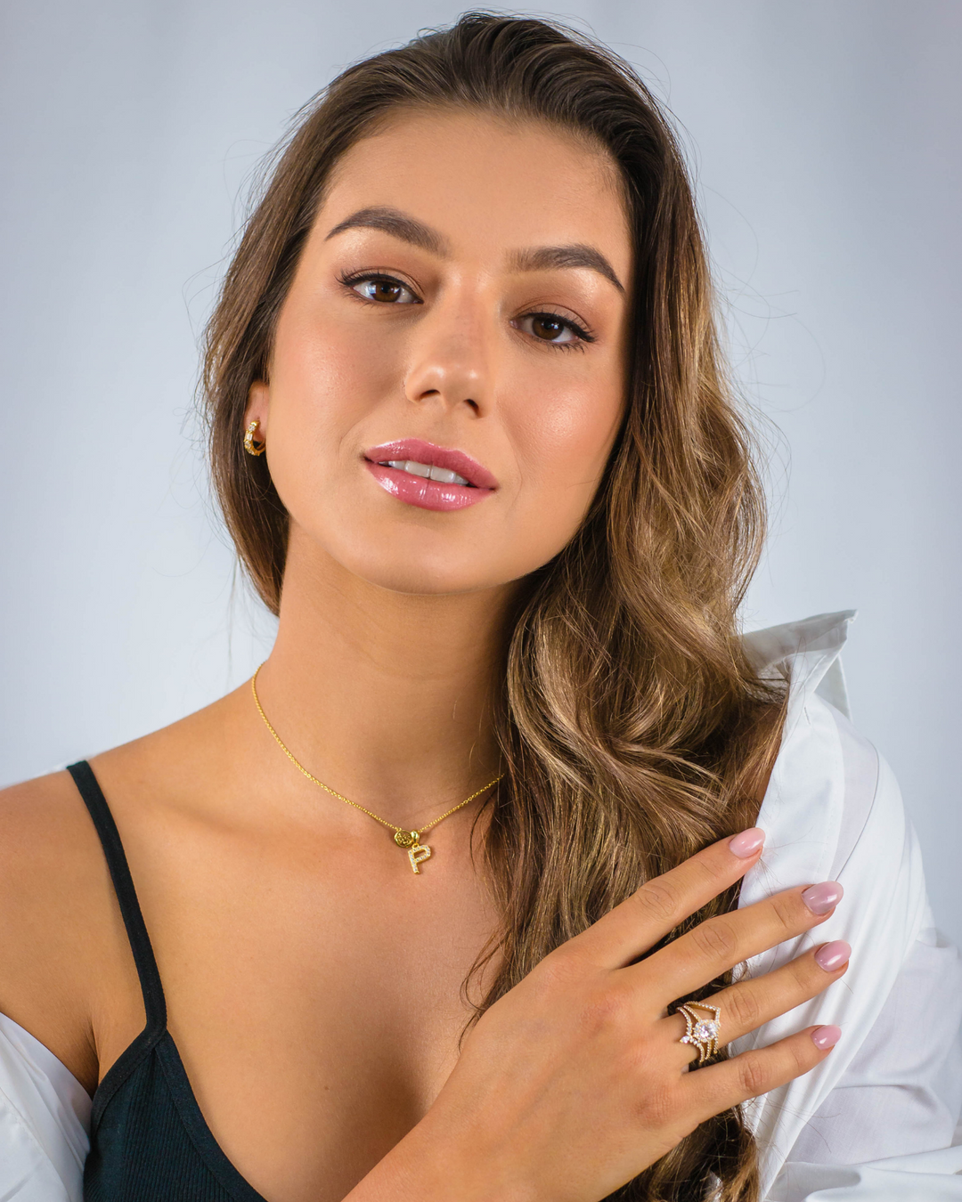 LUXURY LETTERS P INITIAL PENDANT GOLD