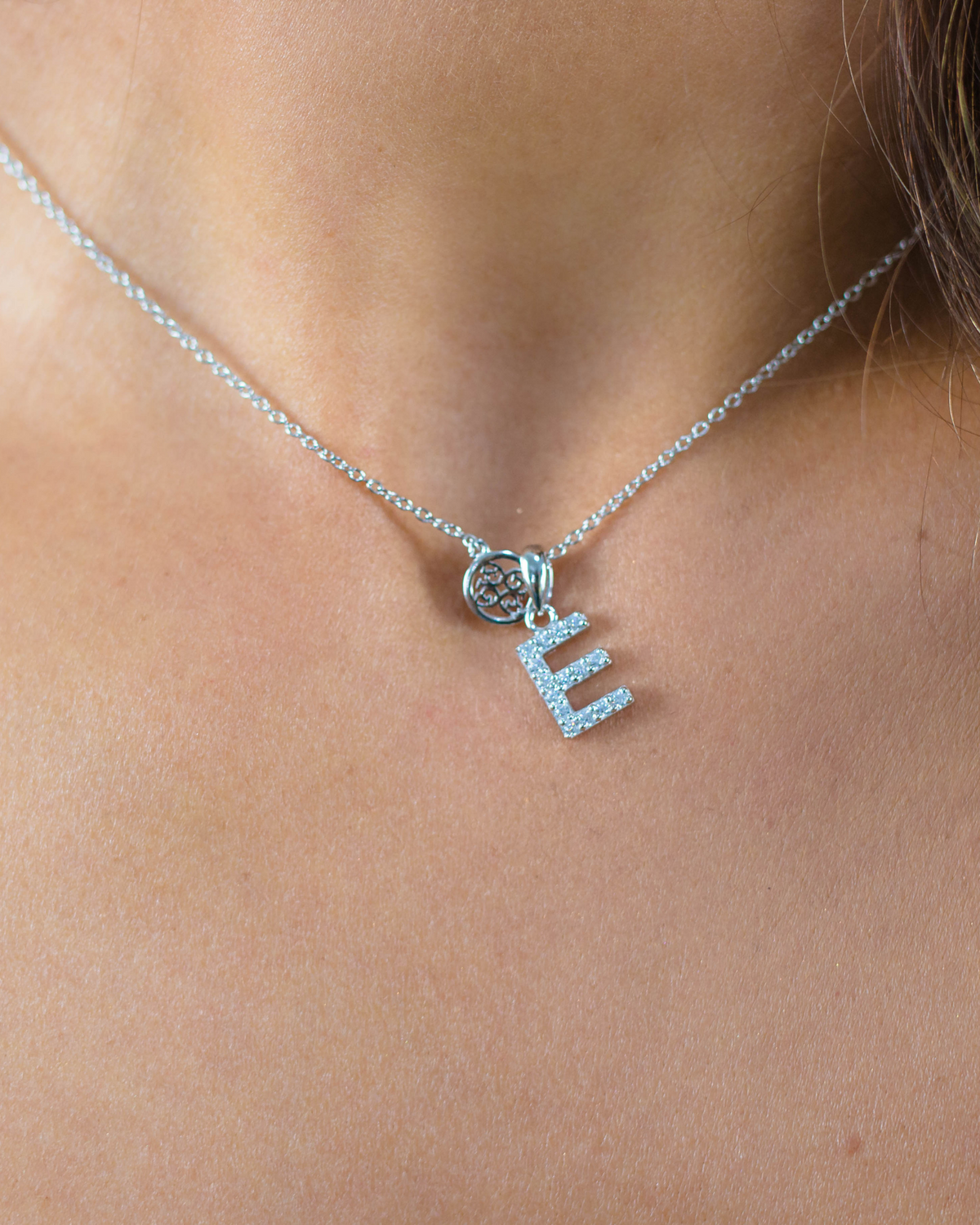 LUXURY LETTERS E INITIAL PENDANT SILVER