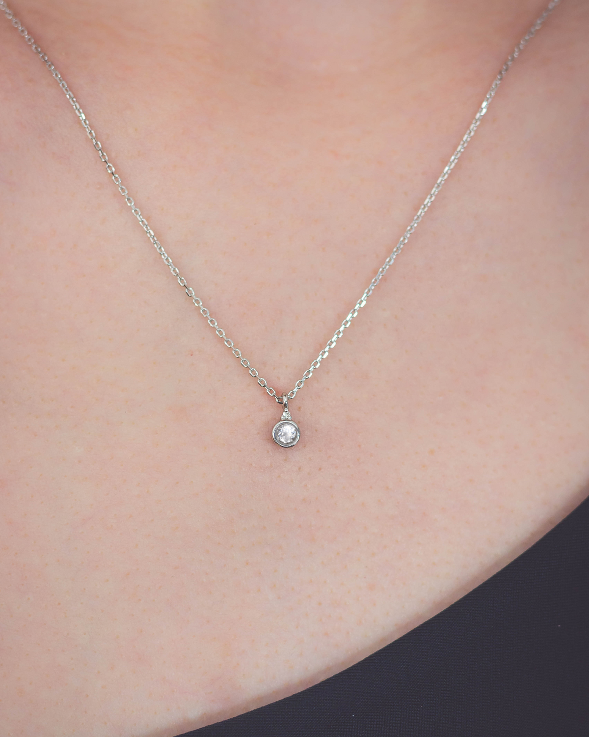 NATURAL TOPAZ AND DIAMOND APRIL PENDANT SILVER