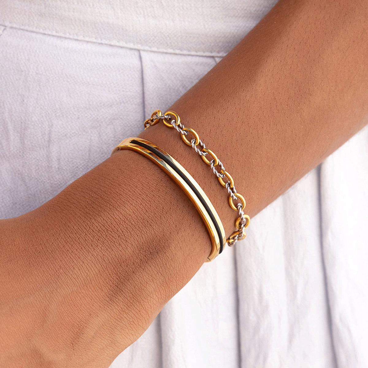 Maya Lou 6MM Womens Cuff