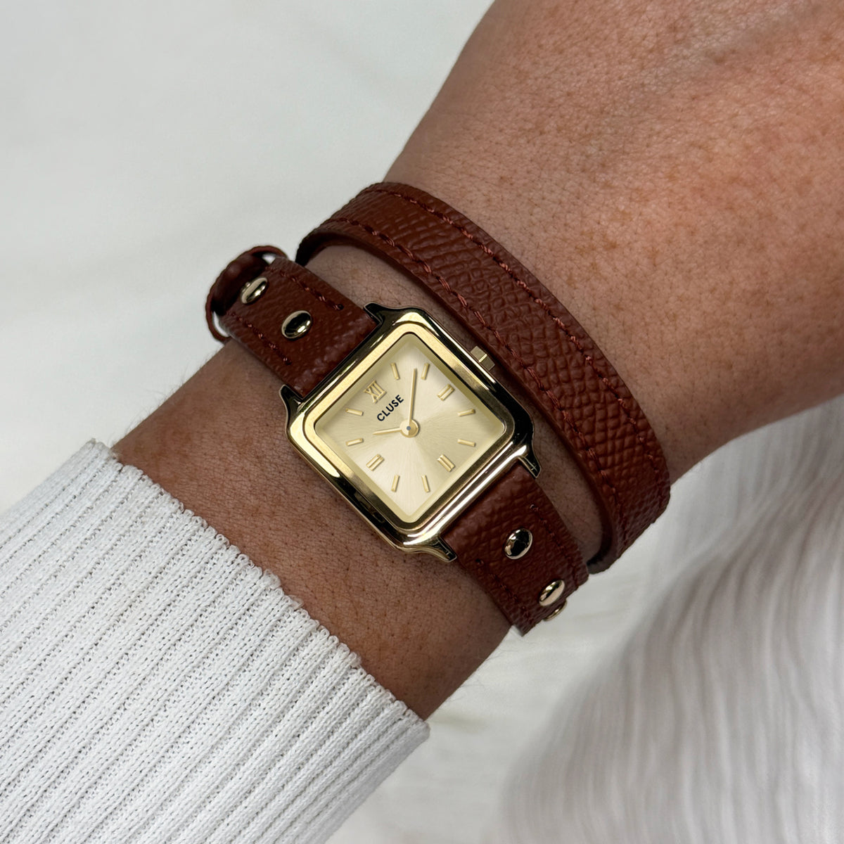 CLUSE Gracieuse Mini Watch Double Leather Nutshell, Studs, Gold Colour Watch CW15507
