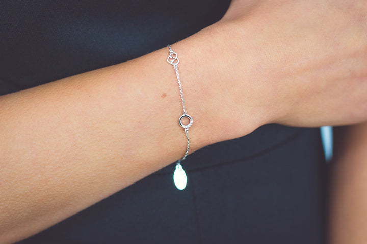 FIVE NATURAL DIAMOND CIRCLE BRACELET SILVER