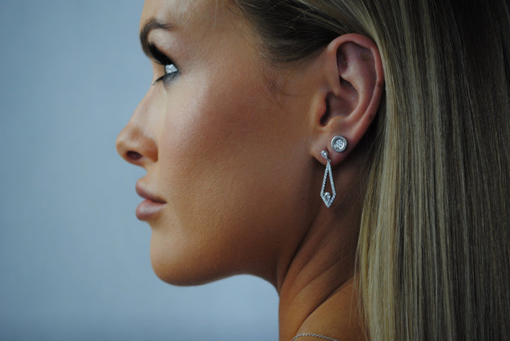 REFLECTION SIGNATURE STUD SILVER