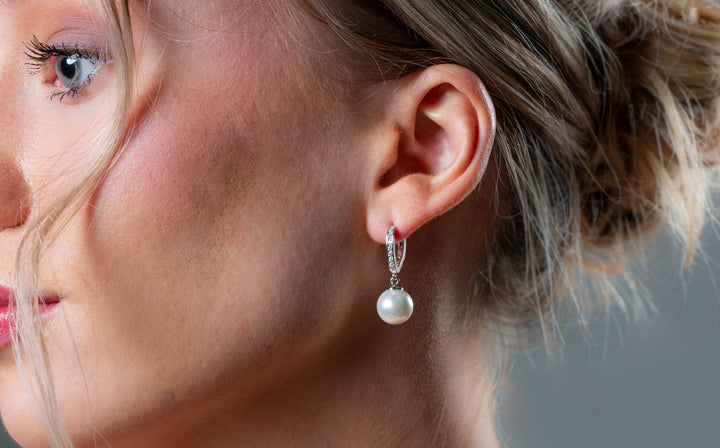 RED CARPET PROMENADE EARRINGS SILVER
