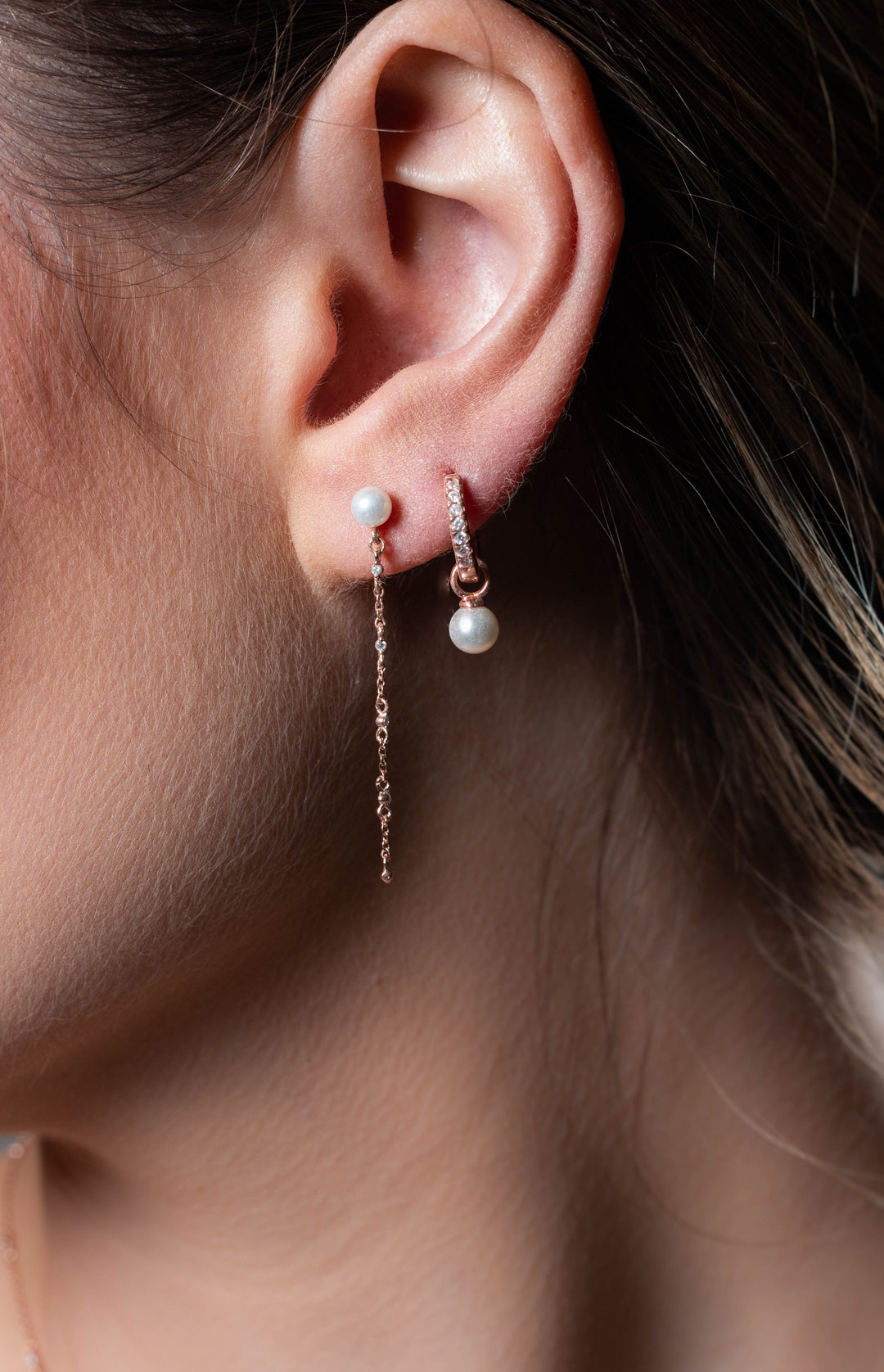 RED CARPET GLOBE EARRINGS ROSE GOLD