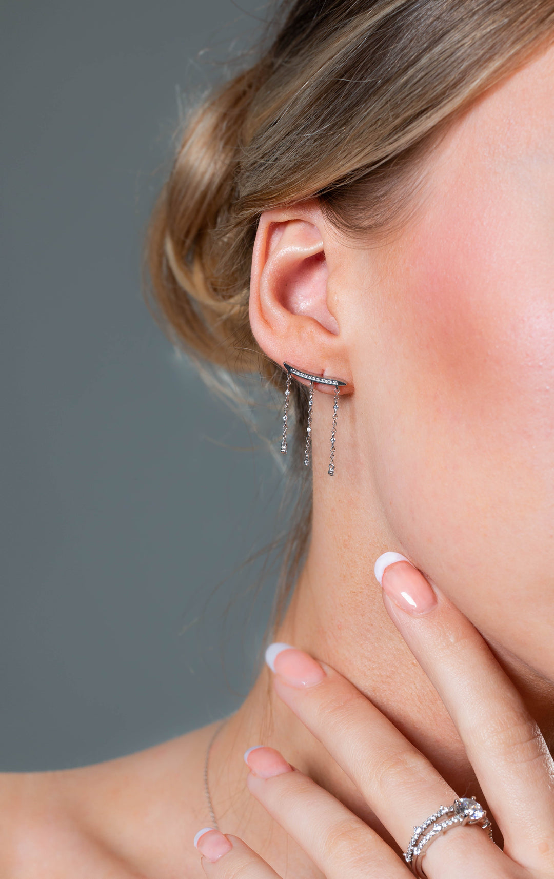 RED CARPET BILLBOARD EARRINGS SILVER