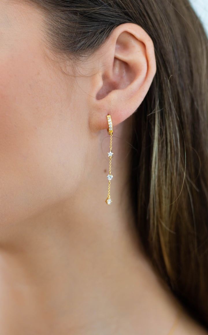 A CHRISTMAS JOURNEY CLARA EARRINGS GOLD