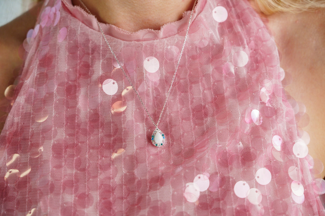 GEORGINI WISTERIA CREATED OPAL FLORIBUNDA PENDANT SILVER