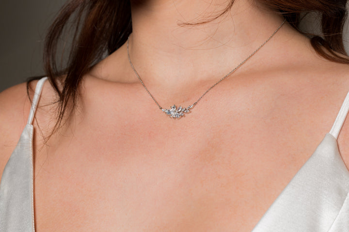 ICONIC BRIDAL HYACINTH NECKLACE SILVER