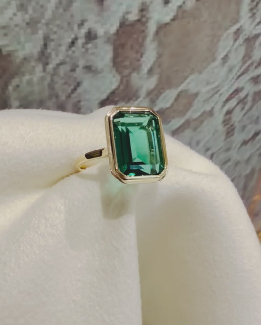 Green Quartz Glimmer Ring